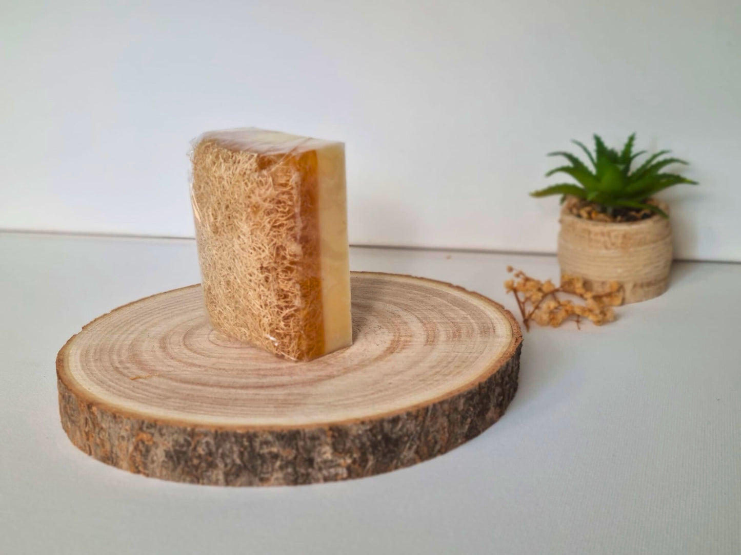 PISTAZIA - Pflege mit Pistazienöl & Ziegenmilch