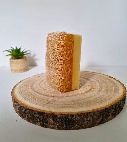 ZITRONE  - Die erfrischende Eselmilchseife mit Zitrusenergie